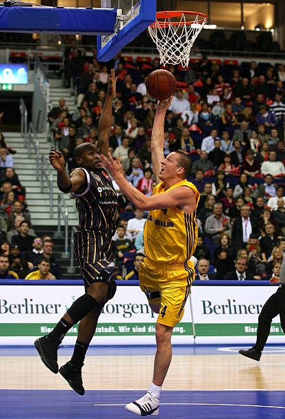 多次止步小 多次止步小