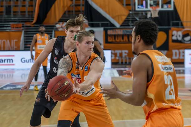 人防守能力 人防守能力